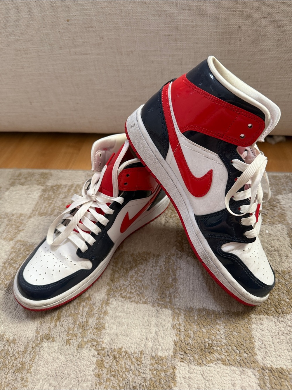 Air Jordan 1 Retro High OG Heritage